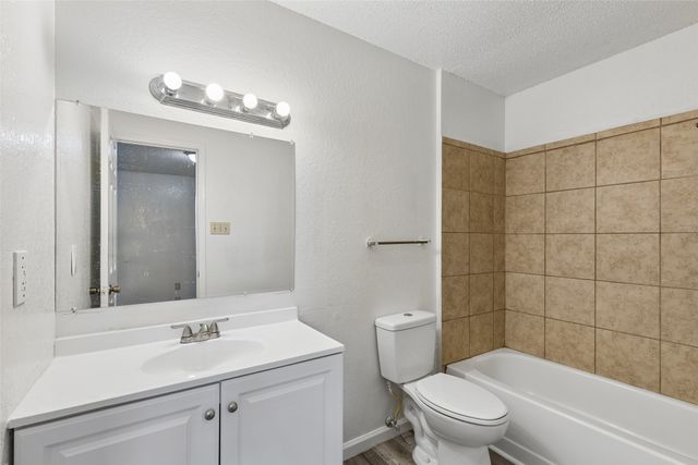 7525 & 7527 Tiffany Meadows Lane, Fort Worth, TX 76140