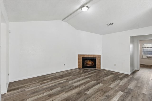 7525 & 7527 Tiffany Meadows Lane, Fort Worth, TX 76140