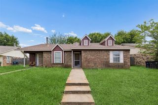 7525 & 7527 Tiffany Meadows Lane, Fort Worth, TX 76140