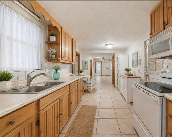 302 51ST STREET W, Bradenton, FL 34209