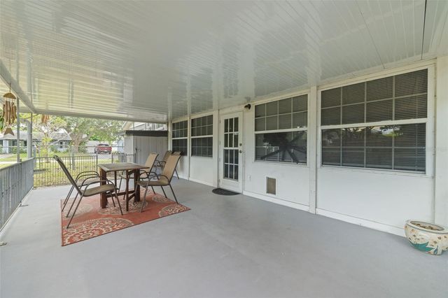 302 51ST STREET W, Bradenton, FL 34209