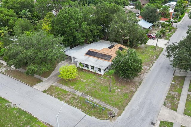 302 51ST STREET W, Bradenton, FL 34209