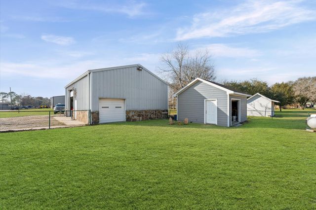 1840 Caroline Street, Dickinson, TX 77539