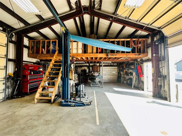 1840 Caroline Street, Dickinson, TX 77539