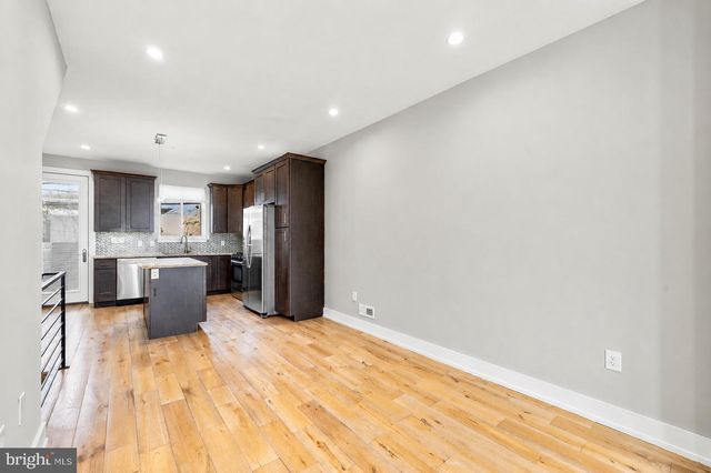 1446 S TAYLOR ST, Philadelphia, PA 19146