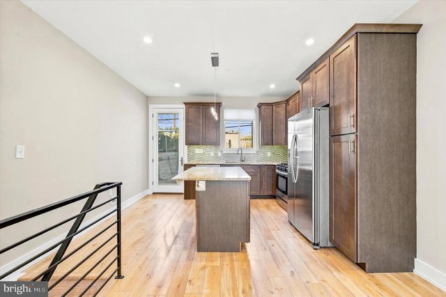 1446 S TAYLOR ST, Philadelphia, PA 19146