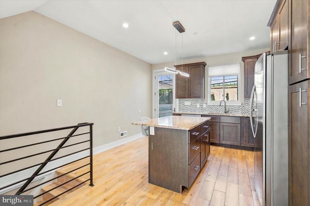 1446 S TAYLOR ST, Philadelphia, PA 19146