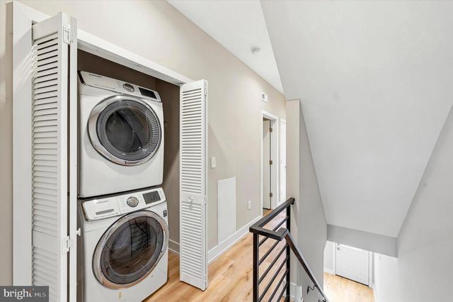1446 S TAYLOR ST, Philadelphia, PA 19146