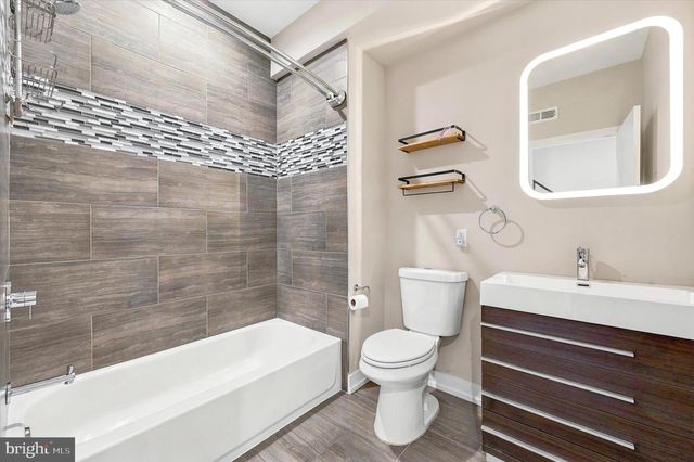 1446 S TAYLOR ST, Philadelphia, PA 19146