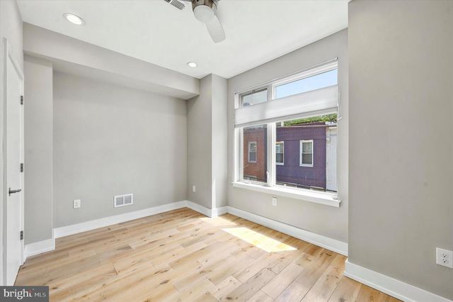 1446 S TAYLOR ST, Philadelphia, PA 19146