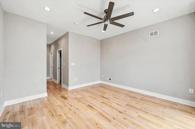 1446 S TAYLOR ST, Philadelphia, PA 19146