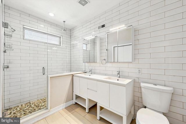 1446 S TAYLOR ST, Philadelphia, PA 19146