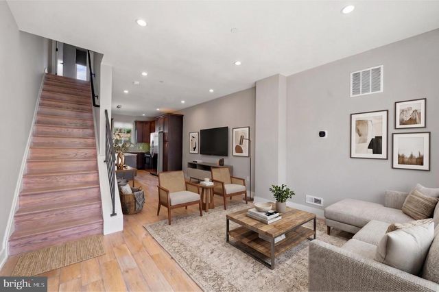 1446 S TAYLOR ST, Philadelphia, PA 19146