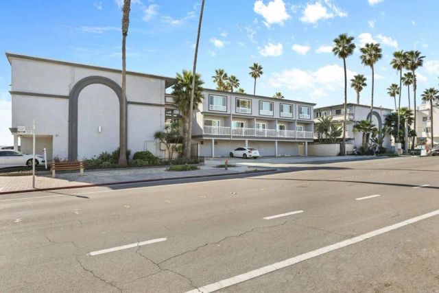 1111 Seacoast Drive 9, Imperial Beach, CA 91932