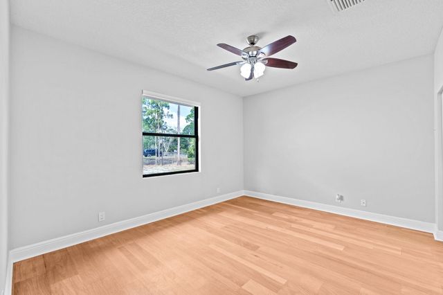 16596 82nd Road N, The Acreage, FL 33470