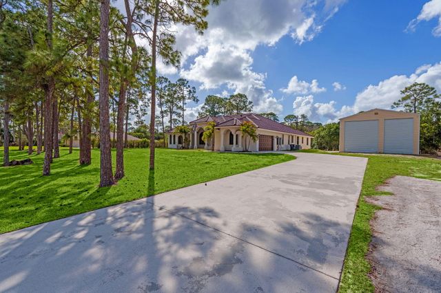 16596 82nd Road N, The Acreage, FL 33470