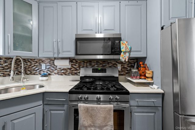 16934 144th Road, Jamaica, NY 11434
