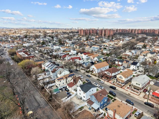 16934 144th Road, Jamaica, NY 11434