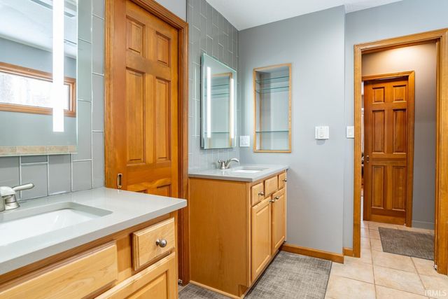 3504 S Ashwood Drive, Bloomington, IN 47401