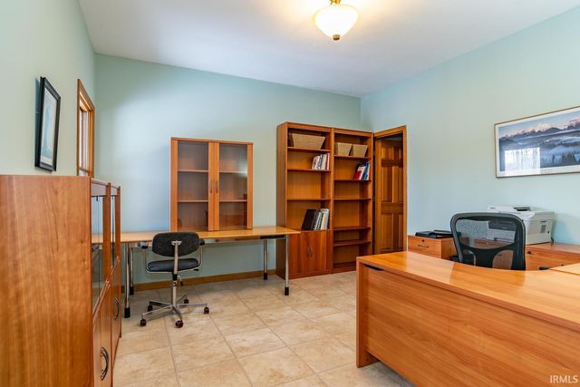 3504 S Ashwood Drive, Bloomington, IN 47401