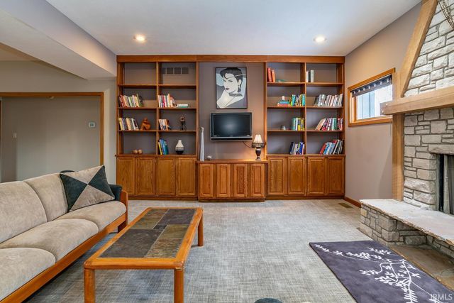 3504 S Ashwood Drive, Bloomington, IN 47401