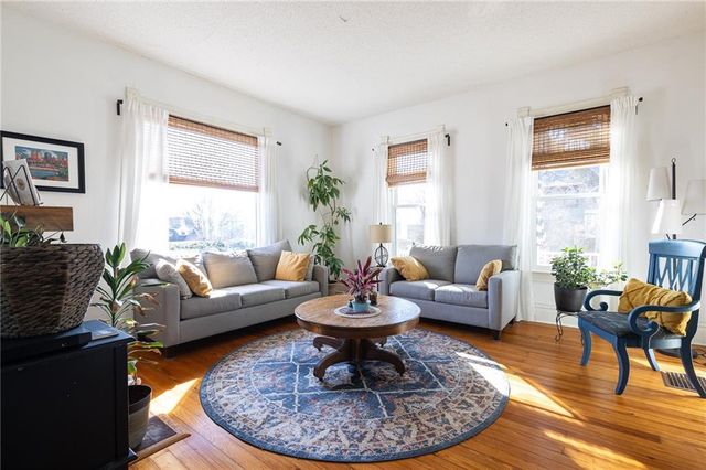 2304 Maple Avenue, Leavenworth, KS 66048