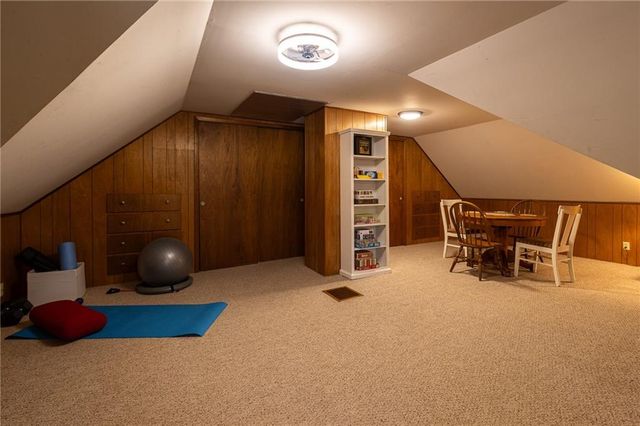 2304 Maple Avenue, Leavenworth, KS 66048