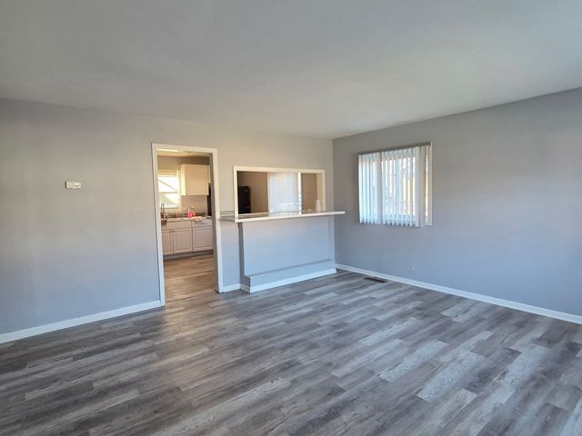 15246 Calitonia Drive, Markham, IL 60428