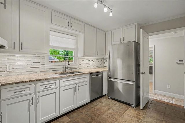 840 Vista Way, Decatur, GA 30033