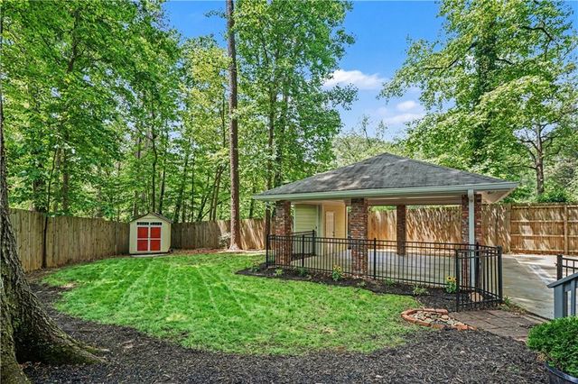 840 Vista Way, Decatur, GA 30033
