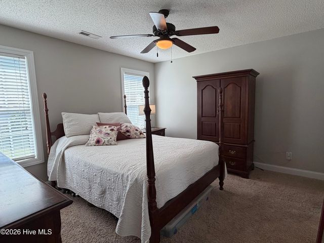 2333 Sadler Drive B, Winterville, NC 28590