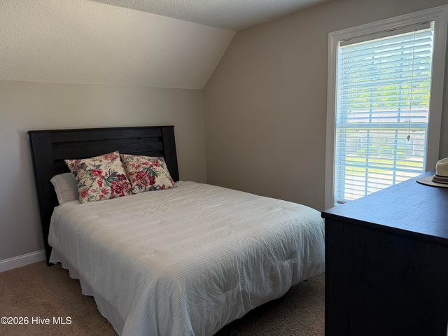 2333 Sadler Drive B, Winterville, NC 28590