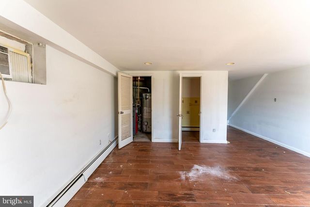 632 CAROLINE DR, Norristown, PA 19401