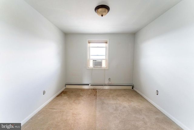 632 CAROLINE DR, Norristown, PA 19401