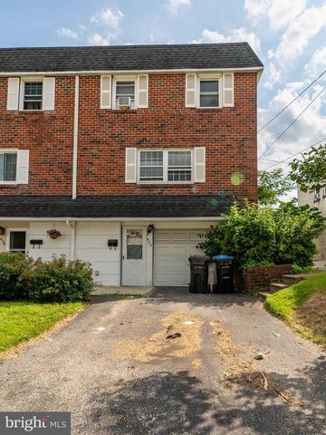 632 CAROLINE DR, Norristown, PA 19401