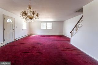 632 CAROLINE DR, Norristown, PA 19401
