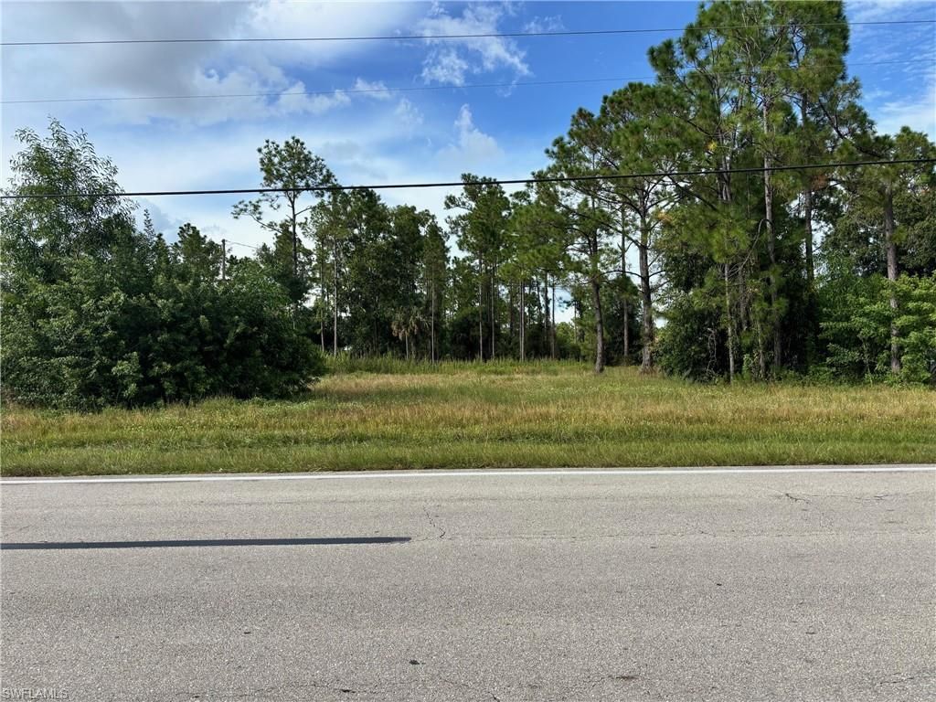 14 W 10th ST, LEHIGH ACRES, FL 33972 — photo 2