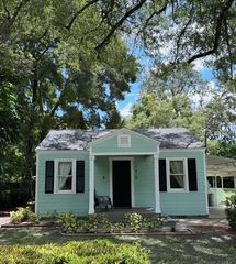 1410 W HUMPHREY STREET, Tampa, FL 33604