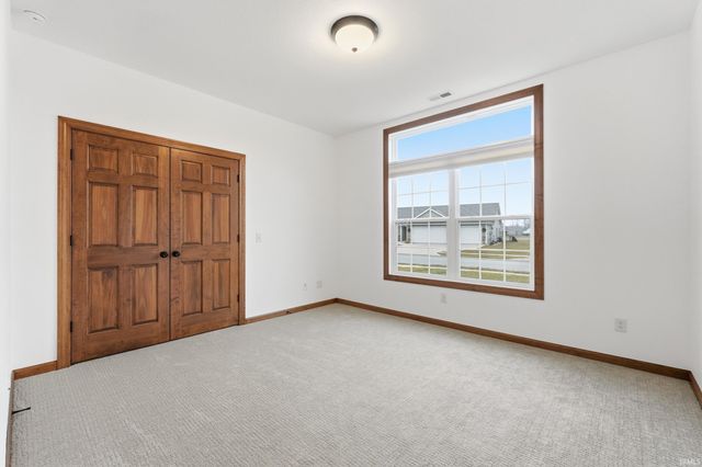 13673 Copper Strike Pass, Fort Wayne, IN 46845