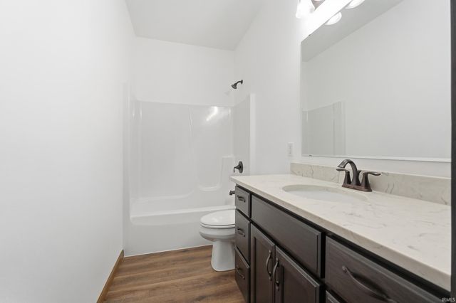 13673 Copper Strike Pass, Fort Wayne, IN 46845