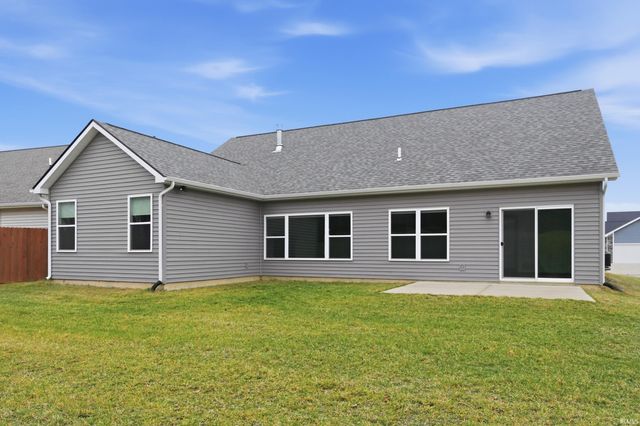 13673 Copper Strike Pass, Fort Wayne, IN 46845