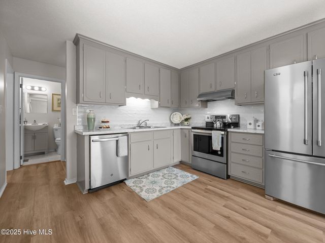 2859 Easy Street, Newport, NC 28570