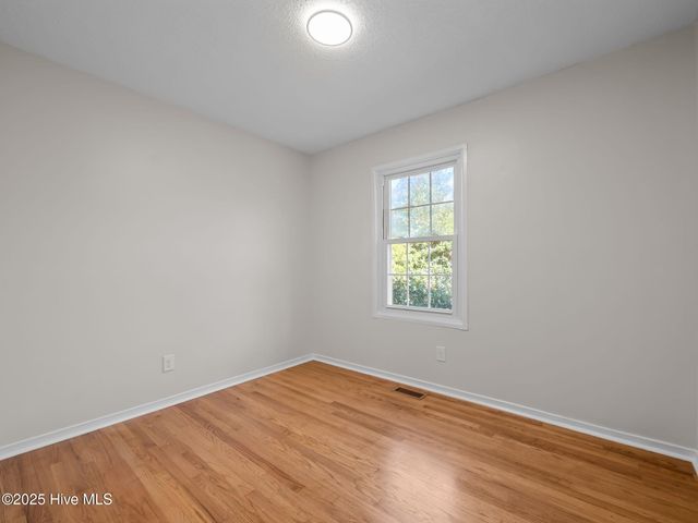 2859 Easy Street, Newport, NC 28570