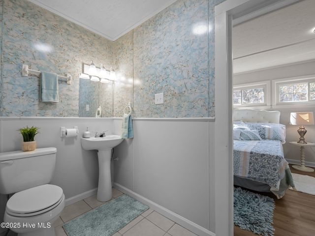 2859 Easy Street, Newport, NC 28570