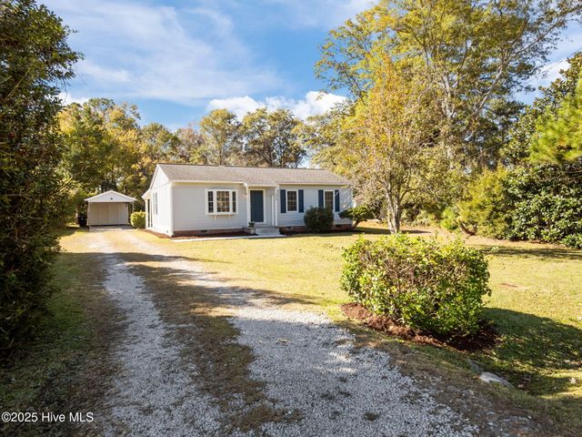 2859 Easy Street, Newport, NC 28570