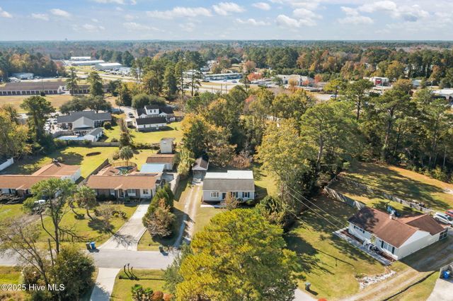 2859 Easy Street, Newport, NC 28570