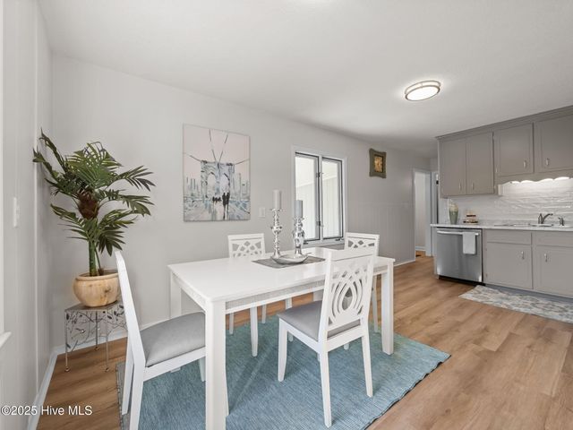 2859 Easy Street, Newport, NC 28570