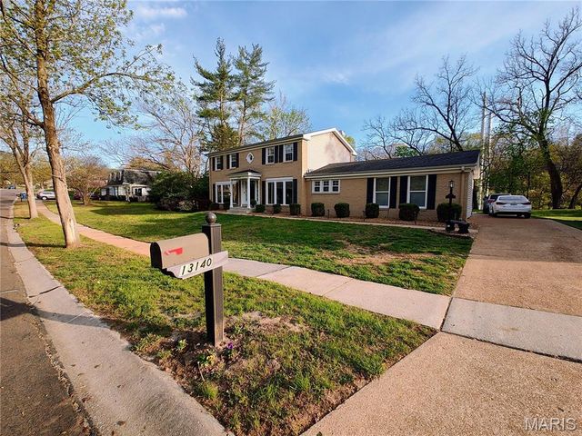 13140 Greenbough Drive, Unincorporated, MO 63146