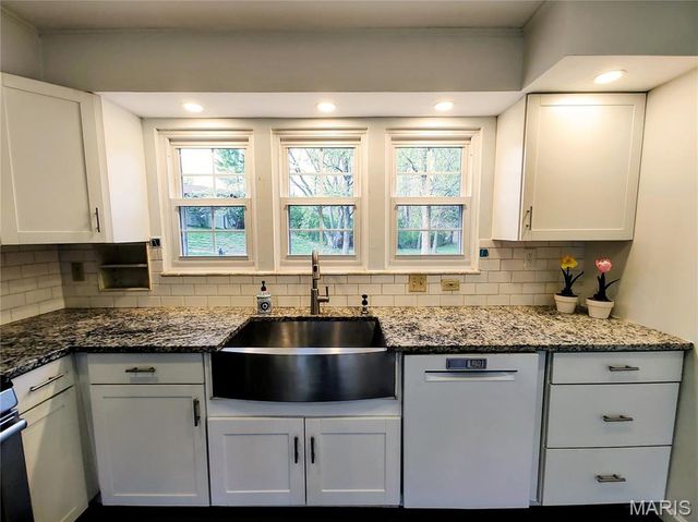 13140 Greenbough Drive, Unincorporated, MO 63146