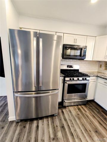 13140 Greenbough Drive, Unincorporated, MO 63146